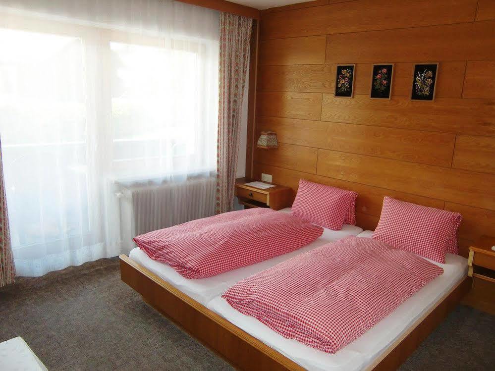 Activ Pension Bergfrieden Лойташ Екстер'єр фото